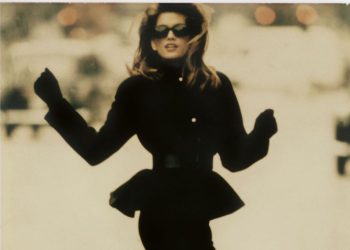 For a “Shoe Salesman,” Neil Kirk Sure Did Take Glamorous Photos