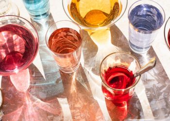 Drinking Hot Water vs. Cold Water: Which One Is Actually Better for You?