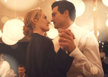 ‘Love Story’: What Was Carolyn Bessette & John F. Kennedy Jr.’s Wedding Actually Like?