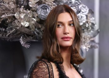 11 Celebrity-Approved Lobs for When You Need a Little Refresh