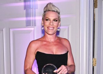  Raise Your Glass! The Planned Parenthood of Greater New York’s Spring Gala Honored Pink