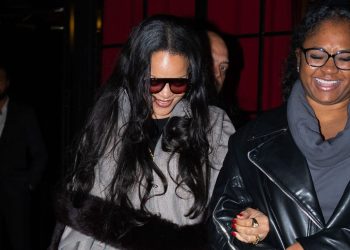 Here’s What Rihanna Wears To Party All Night Long in Paris