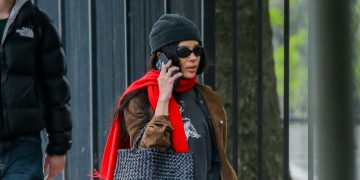 Zoë Kravitz Has the Fashion Cure for Fool’s Spring