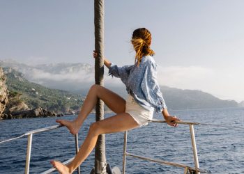 Trapped on a Boat With the Ex I Still Had Feelings For