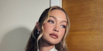 Blurred Lips Are Trending, but Gigi Hadid Proves the Power of This Vintage Lip