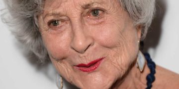 Retail pioneer Joan Burstein has died, aged 100