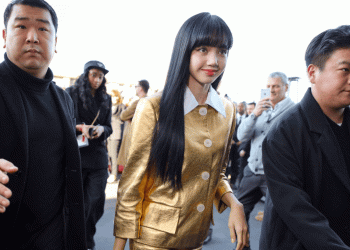 The Devils of Street Style Wear Prada