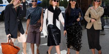 How to Style Low-Heel Pumps for Spring 2026