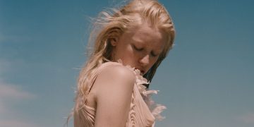 15 Best Summer Fragrances That Are an Escape in a Bottle