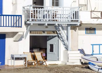 13 Beautiful Airbnb Beach Houses for the Ultimate Ocean Escape