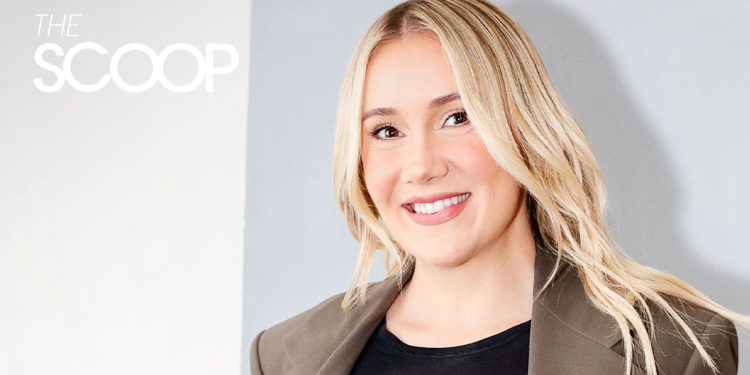 The Scoop With Gab Waller: Working on Her First Book About Sourcing