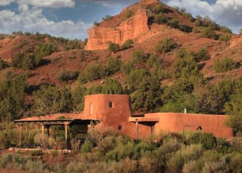7 Airbnbs in New Mexico to Book This Summer, from Santa Fe and Beyond