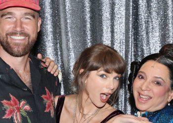 Taylor Swift and Travis Kelce Coordinate for a Backstage Broadway Date Night