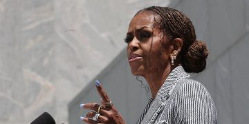 Michelle Obama Defies the Maximalist Summer Manicure Trend