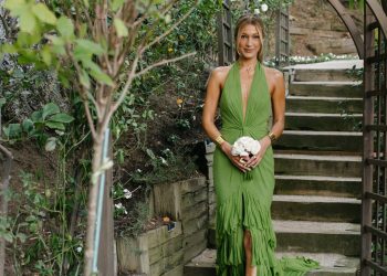 7 Backyard Wedding Outfit Ideas for Your Outdoor Fêtes