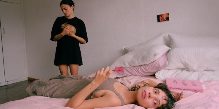 Sugar for the Pill: the false nostalgia of Lexi Hide’s teenage scenes