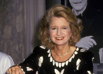Remembering Longtime Vogue Beauty Editor Shirley Lord