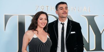A Pregnant Aubrey Plaza and Christopher Abbott Were the Cutest Couple at the 2026 Tony Awards