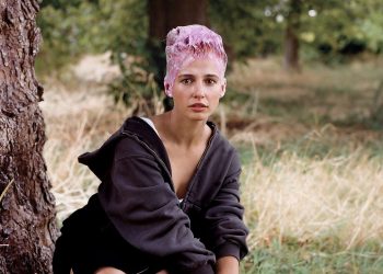 Naomi Scott Made This Year’s Most Stylish Album—Now, She’s Taking It on Tour