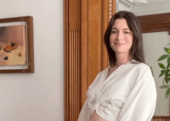 Anne Hathaway Reveals She Is Pregnant With Her Third Child