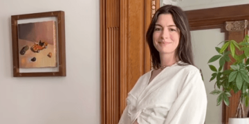 Anne Hathaway Reveals She Is Pregnant With Her Third Child