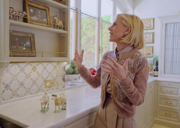 Take a Tour Inside Tory Burch’s “Collected, Not Decorated” Paris Apartment
