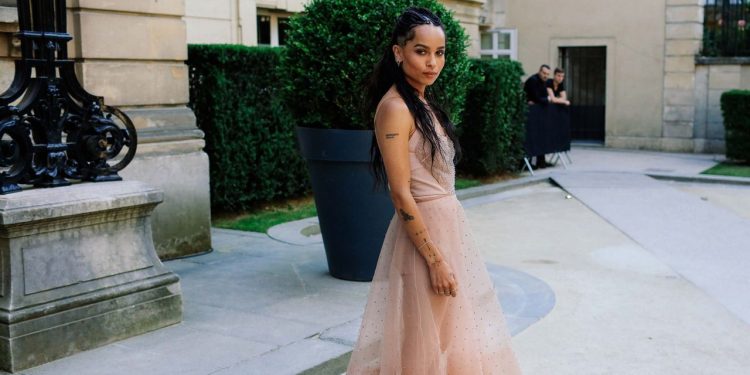 Street Style Flashback—What People Were Wearing at the Fall 2016 Couture Shows