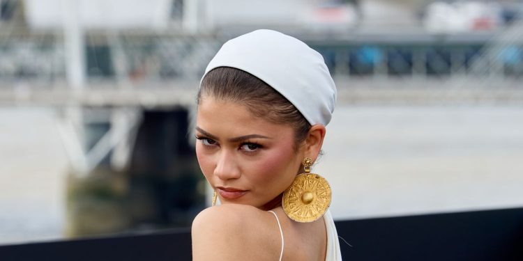 Zendaya Goes Pure Goddess Mode in Custom Jacquemus