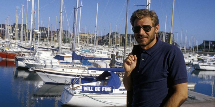 17 Pictures of a Handsome Young Harrison Ford