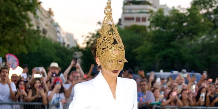 Zendaya’s Latest ‘Odyssey’ Look Was Blessed by the Fashion Gods