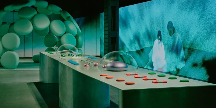 Bieber Fever! A Scene Report From Justin Bieber’s Exclusive Skylrk Pop-Up