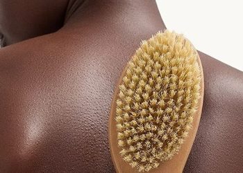 I Dry Body Brush Every Day–Here Are All The Benefits