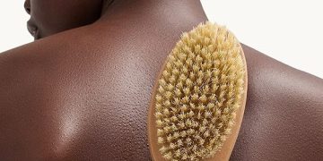 I Dry Body Brush Every Day–Here Are All The Benefits
