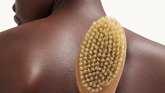 I Dry Body Brush Every Day–Here Are All The Benefits