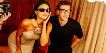 Do Smart Glasses Have a Surveillance Problem?